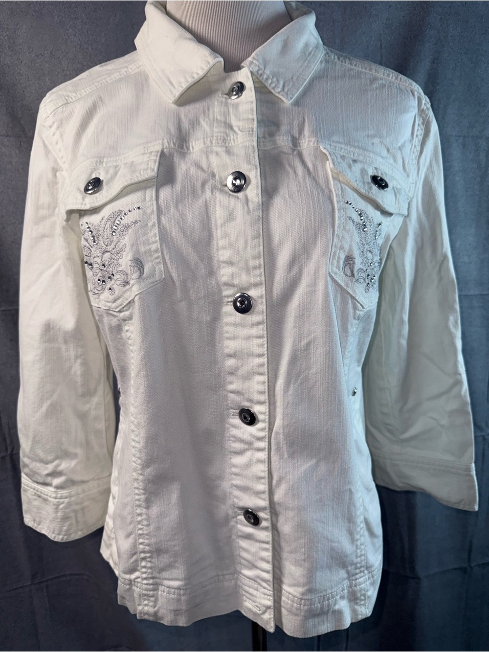 1275-JM Collection White Embroidered Button-Front Jean Jacket